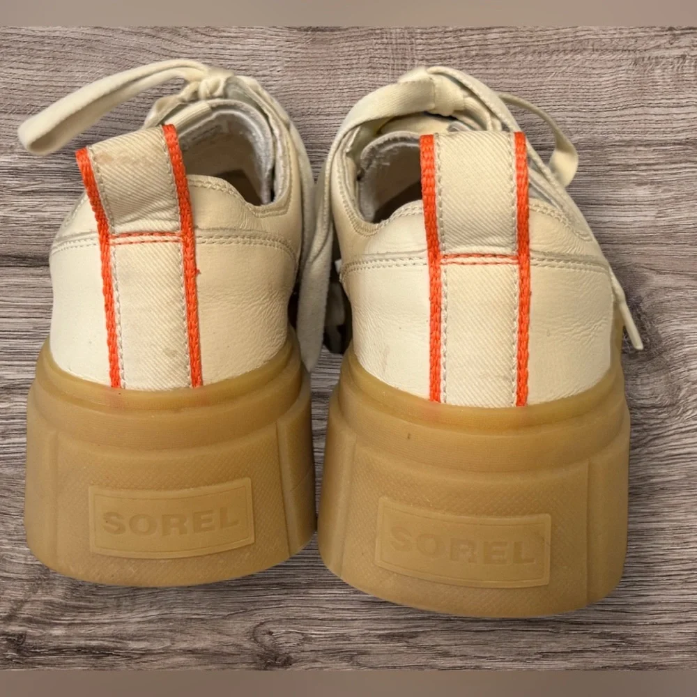 Sorel Women's Caribou X Shoe Waterproof Shoes SZ 10 Cream Orange
